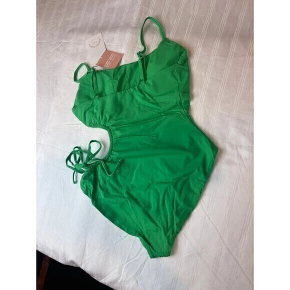 Dippin Daisy Lime Green One Piece Swimsuit Size‎ S RefN07